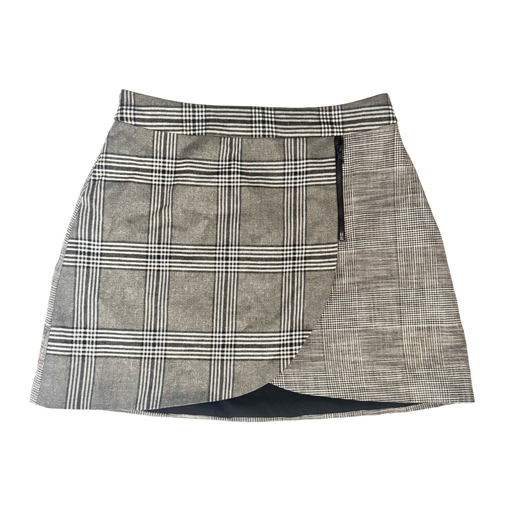 Alice + Olivia Lennon Plaid Wrap Mini Skirt Gray Size 6 - Picture 7 of 9